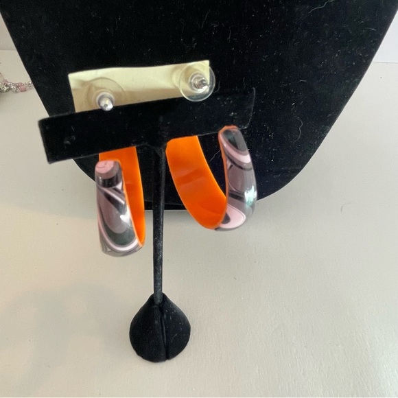 Vintage Funky Large 70s Hoop Earrings - 2 Pair - Picture 5 of 13